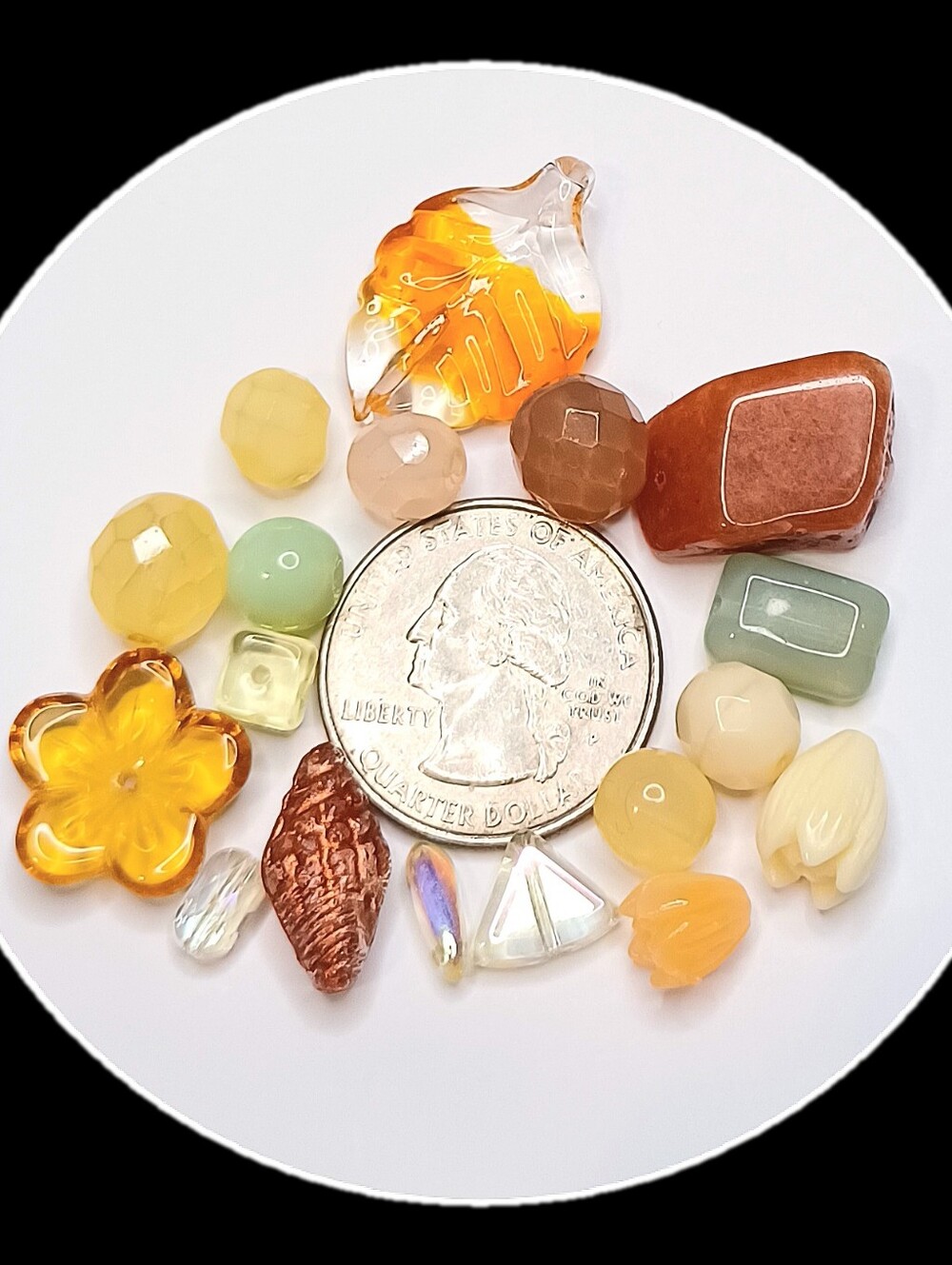 Mixed loose beads for jewelry making 100pcs+ - Picture 3 of 3